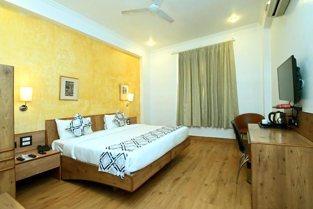Hotel Yulia- Le Amour Inn Τζαϊπούρ Εξωτερικό φωτογραφία