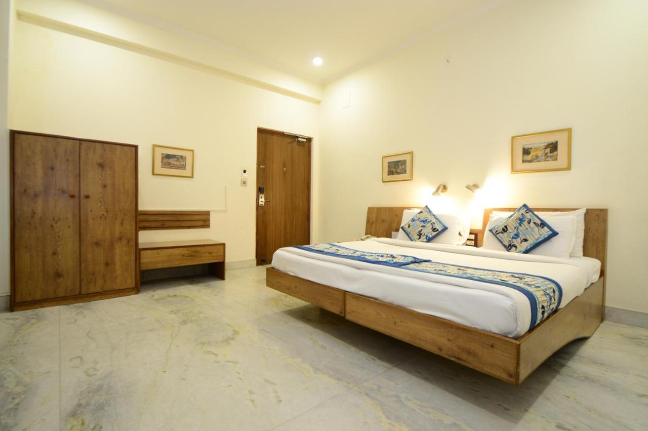 Hotel Yulia- Le Amour Inn Τζαϊπούρ Εξωτερικό φωτογραφία