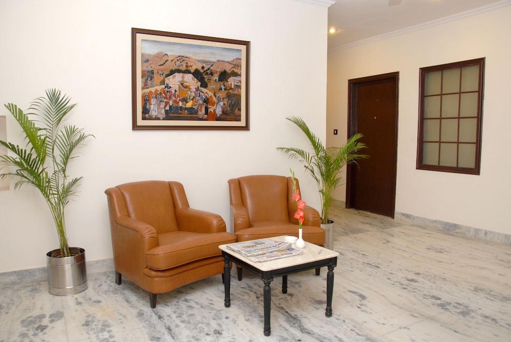 Hotel Yulia- Le Amour Inn Τζαϊπούρ Εξωτερικό φωτογραφία