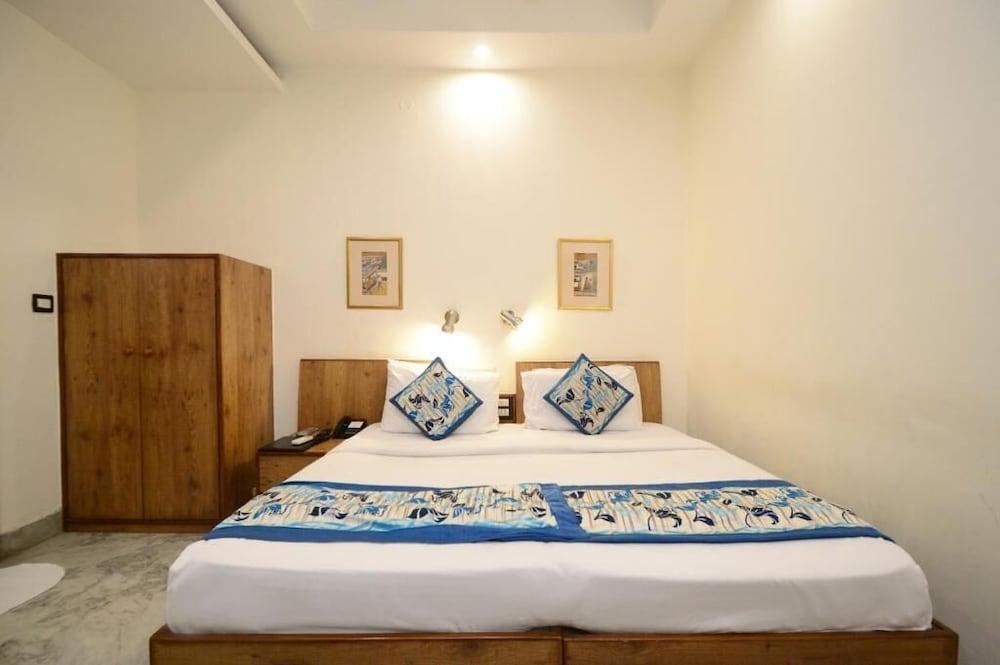 Hotel Yulia- Le Amour Inn Τζαϊπούρ Εξωτερικό φωτογραφία