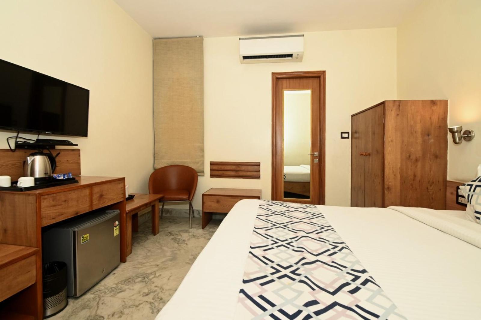 Hotel Yulia- Le Amour Inn Τζαϊπούρ Εξωτερικό φωτογραφία