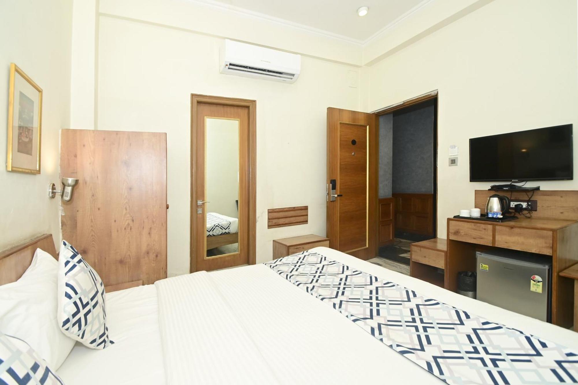 Hotel Yulia- Le Amour Inn Τζαϊπούρ Εξωτερικό φωτογραφία